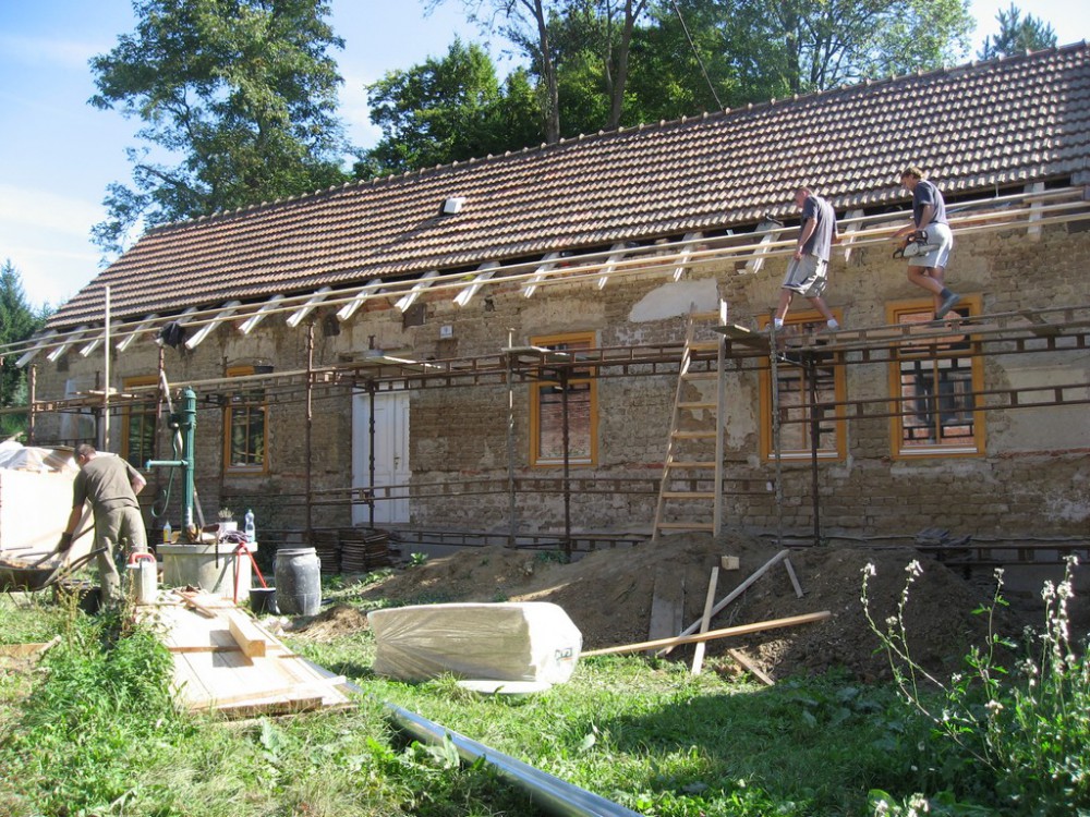 Rekonstrukce hliněného domu